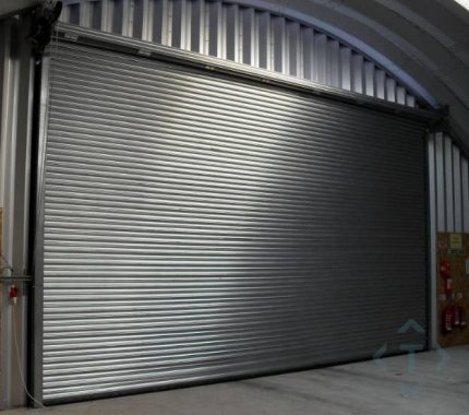 Рулонные ворота Doorhan RHS117 с вальным приводом 4500х3200