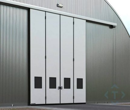 Складчатые ворота DoorHan белые высокие