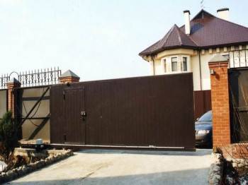 Откатные автоматические въездные ворота DOORHAN